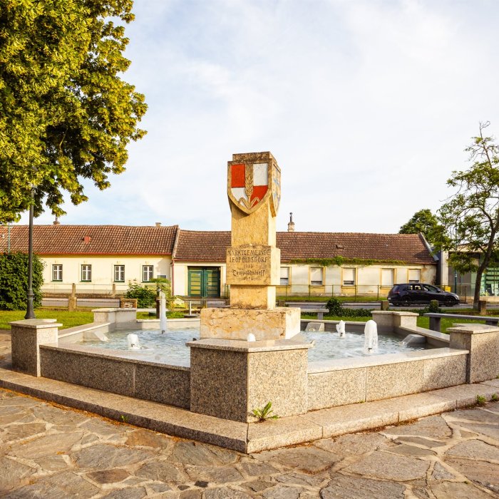 Leopoldsdorf im Marchfeld - Tannhäuser Denkmal, Opernheld und Minnesänger © Briana Pfaffel